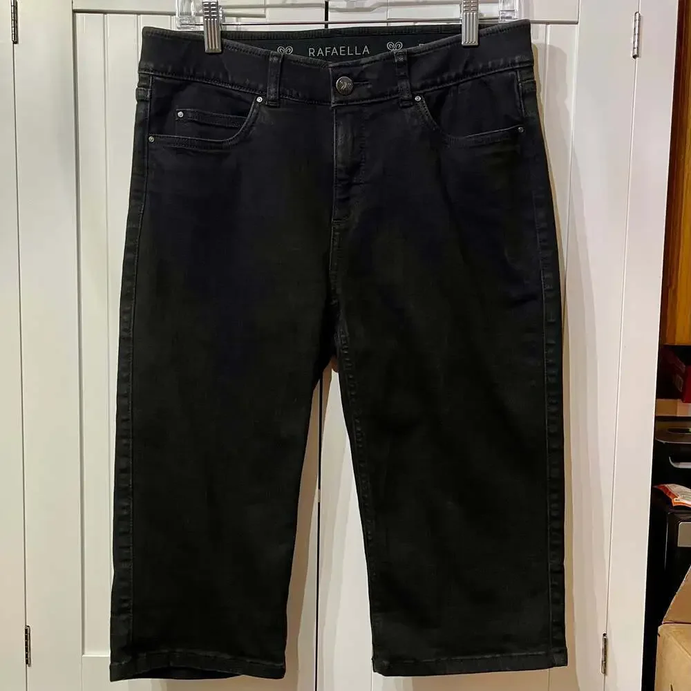 Rafaella Black Curvy Fit Capri Jeans